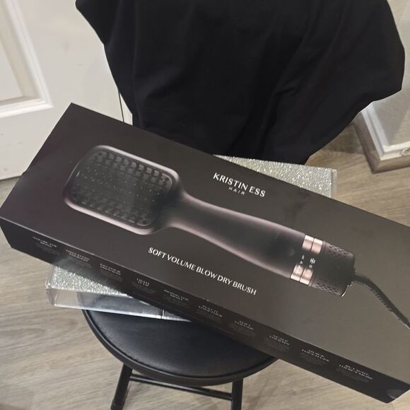 Kristin Ess Soft Volume Blow Dry Brush - Picture 9 of 10